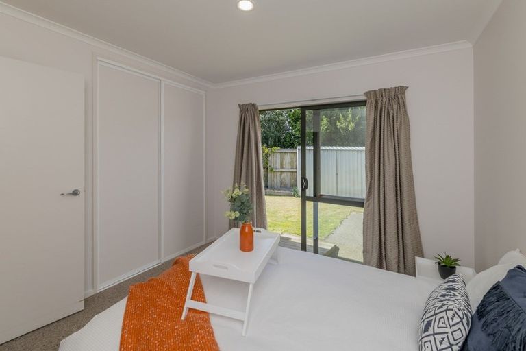 Photo of property in Rangeview Villas, 49/9 Fuller Close, Levin, 5510