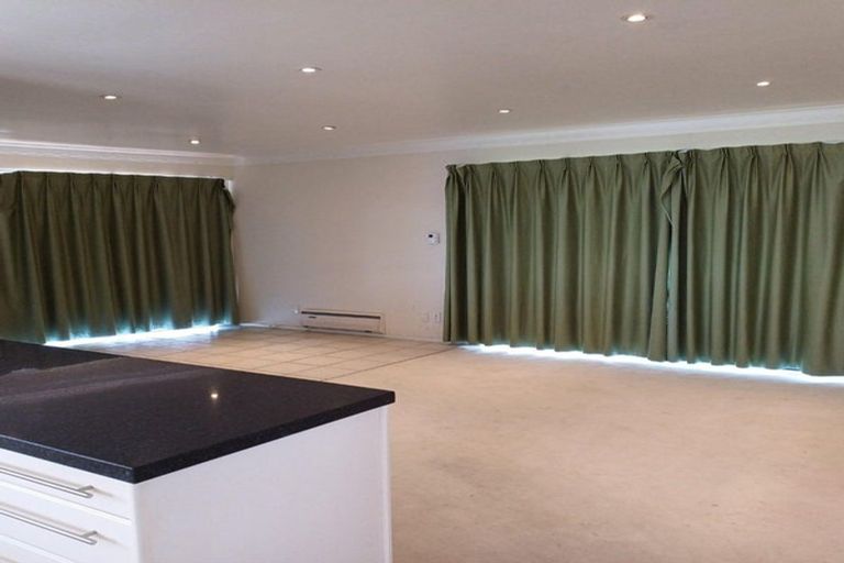 Photo of property in 11 Lilford Place, Half Moon Bay, Auckland, 2012