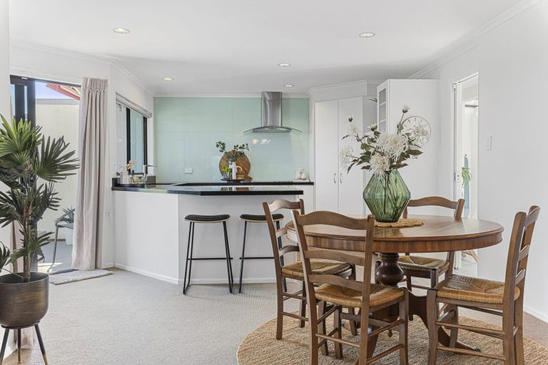 Photo of property in 3/1 Sackville Street, Fitzroy, New Plymouth, 4312