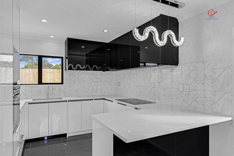 Photo of property in 10 Kivell Close, Mangere East, Auckland, 2024