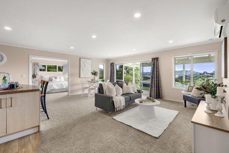 Photo of property in 12 Mahana Place, Raglan, 3225
