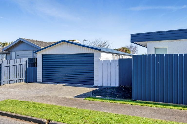 Photo of property in 31 Kamahi Avenue, Hawera, 4610
