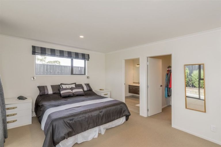 Photo of property in 38 Okarito Avenue, Levin, 5510