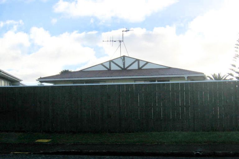 Photo of property in 61a Michael Road, Paraparaumu Beach, Paraparaumu, 5032