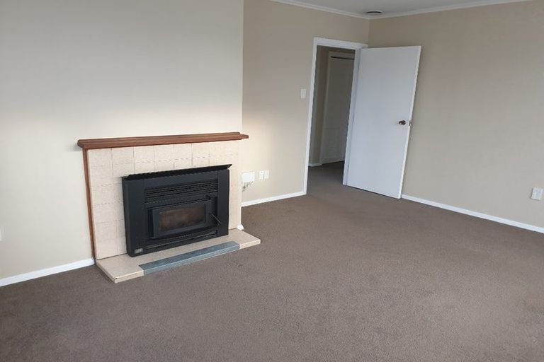 Photo of property in 11a Castor Crescent, Cannons Creek, Porirua, 5024