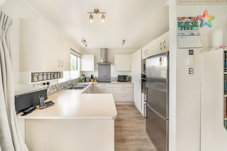 Photo of property in 23a Invercargill Drive, Kelson, Lower Hutt, 5010