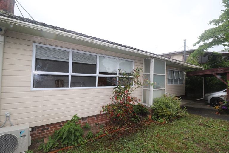 Photo of property in 25 Kaipatiki Road, Glenfield, Auckland, 0629