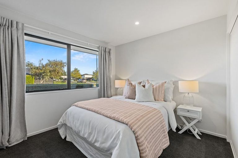 Photo of property in 10 Emma Street, Marshland, Christchurch, 8083