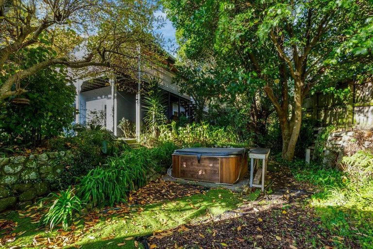 Photo of property in 56 Matai Road, Raumati South, Paraparaumu, 5032