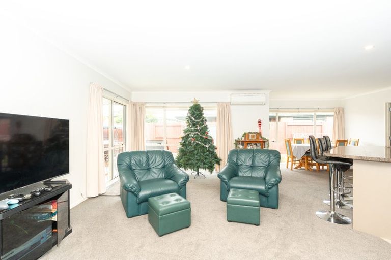 Photo of property in 38 Bramley Drive, Rototuna, Hamilton, 3210