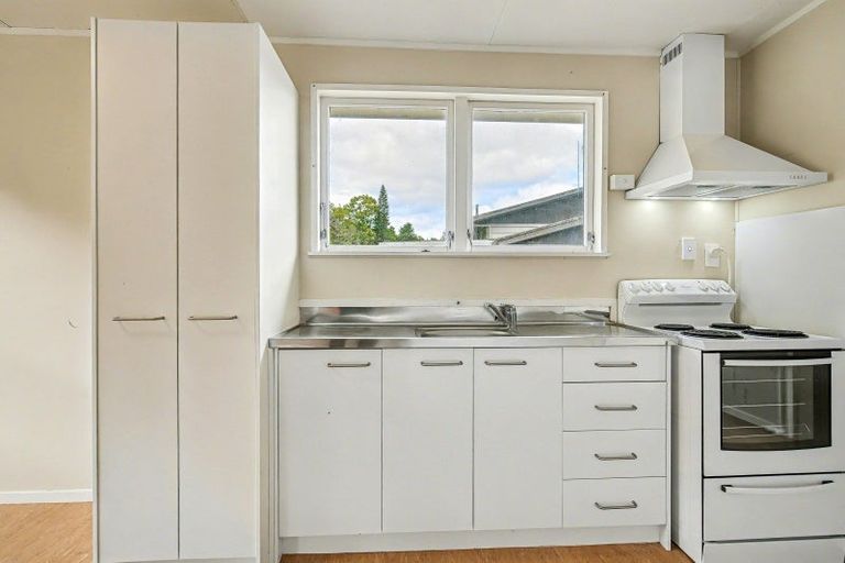 Photo of property in 5 Cresta Place, Onerahi, Whangarei, 0110