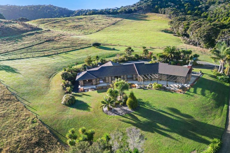 Photo of property in 651f Puketona Road, Haruru, 0204