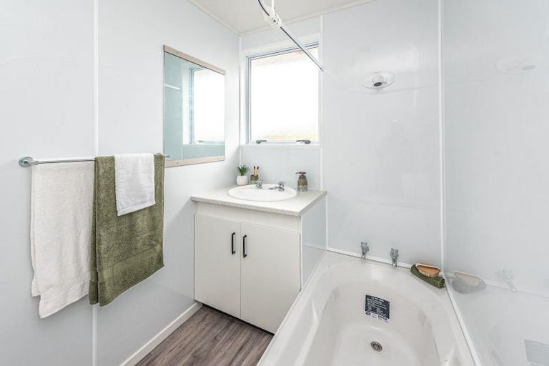 Photo of property in 13a Sydney Place, Whanganui, 4500