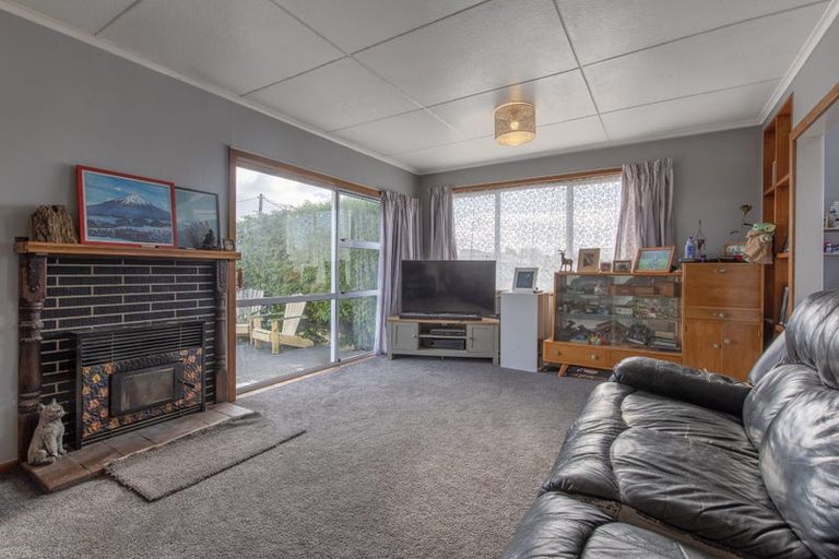 Photo of property in 27 Freyberg Terrace, Waipukurau, 4200