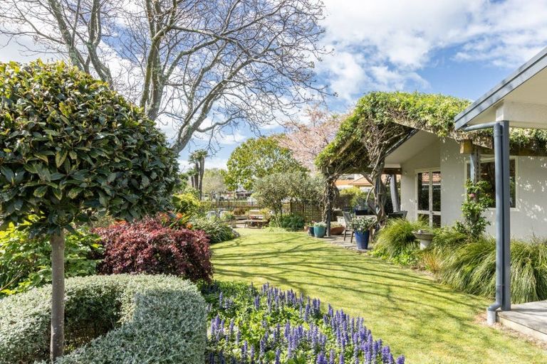 Photo of property in 30 Pukekura Place, Taradale, Napier, 4112