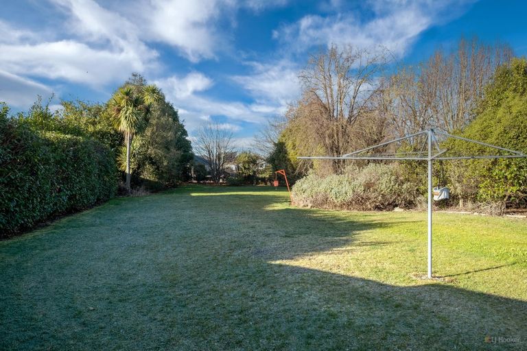 Photo of property in 22 Campbell Street, Geraldine, 7930