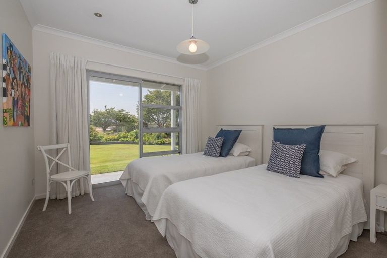 Photo of property in 2 Elderberry Crescent, Wanaka, 9305