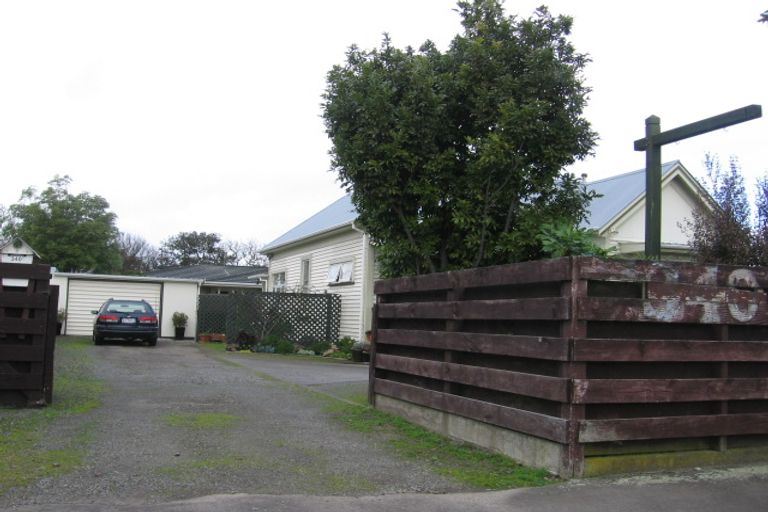 Photo of property in 340 Featherston Street, Palmerston North, 4414