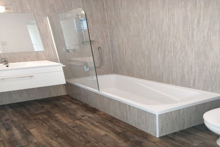 Photo of property in 34 Hindmarsh Street, Johnsonville, Wellington, 6037