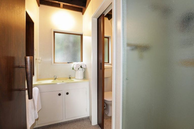 Photo of property in 42 Okawa Bay Road, Tikitere, Rotorua, 3074