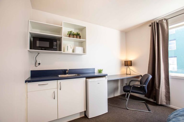 Photo of property in 363u1 Willis Street, Mount Cook, Wellington, 6011