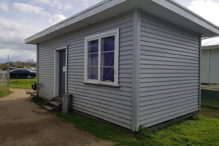 Photo of property in 32 Kanakanaia Road, Te Karaka, 4022