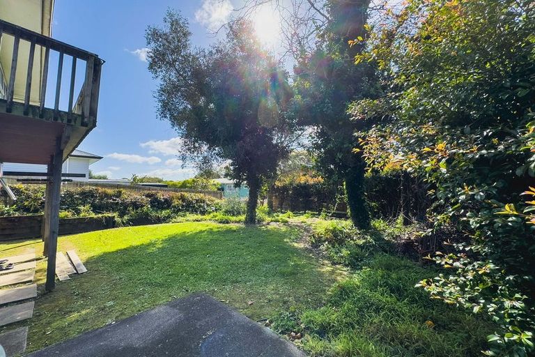 Photo of property in 32 Rosalind Road, Glenfield, Auckland, 0629