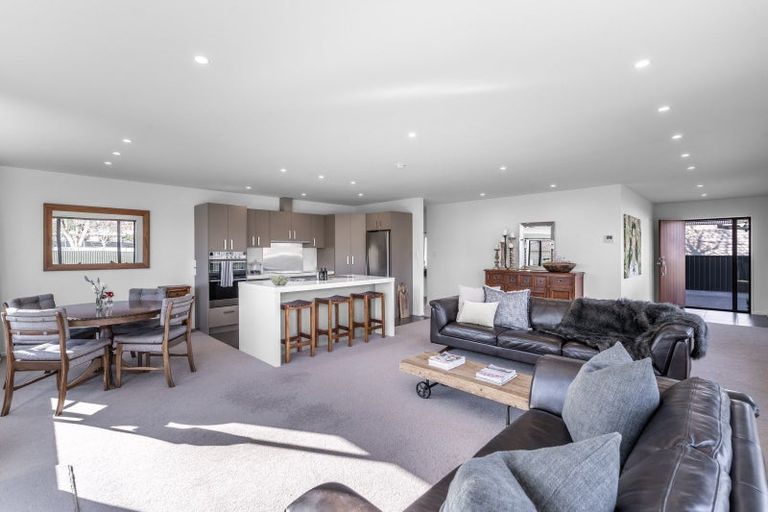 Photo of property in 9 Niddry Crescent, Winton, 9720