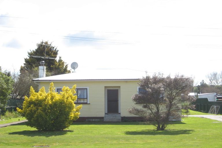 Photo of property in 37 Mahia Avenue, Wairoa, 4108