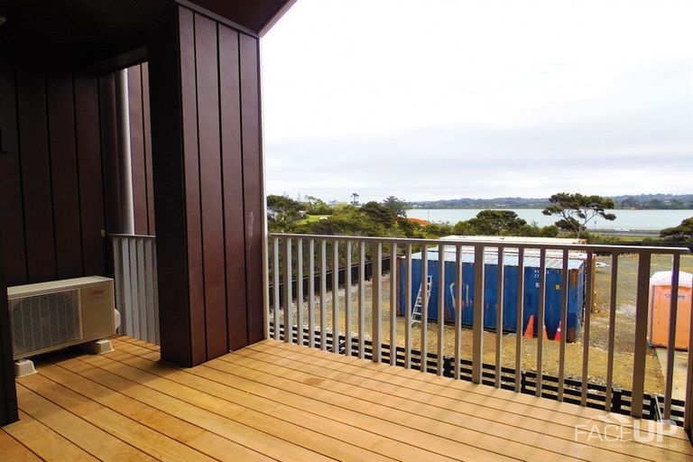 Photo of property in 4/28 Nevill Road, Hobsonville, Auckland, 0616
