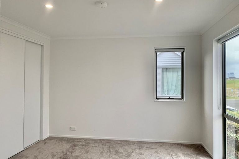 Photo of property in 40 Eyton Kay Road, Hobsonville, Auckland, 0616