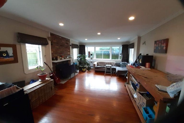 Photo of property in 91 Mandeville Street, Riccarton, Christchurch, 8011
