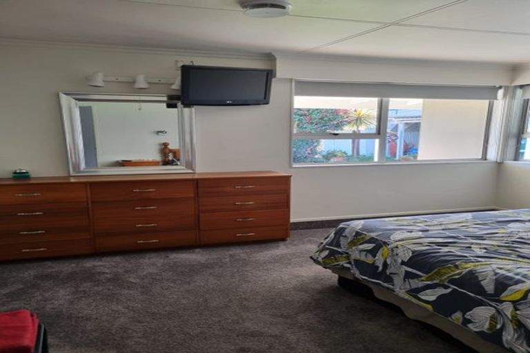 Photo of property in 2- 2 Gascoigne Street, Riversdale, Blenheim, 7201