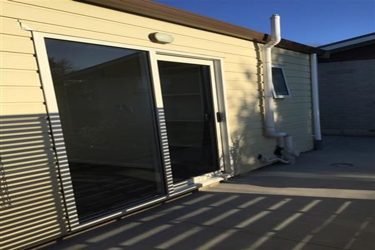 Photo of property in 122 Flaxmere Avenue, Flaxmere, Hastings, 4120