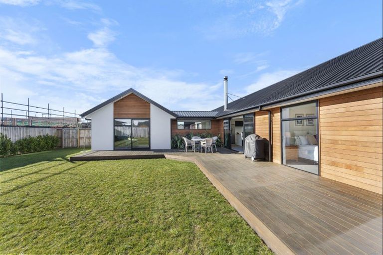 Photo of property in 14 Merino Crescent, Kirwee, 7571