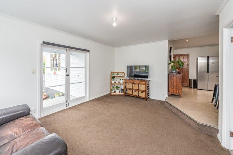 Photo of property in 2 Gonville Avenue, Gonville, Whanganui, 4501