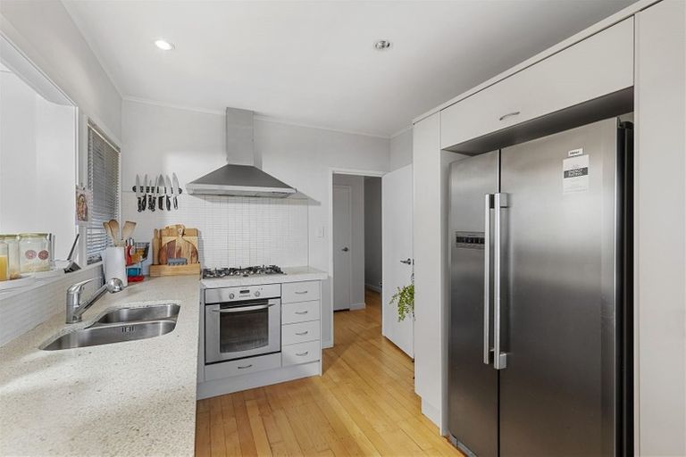 Photo of property in 22 Sunnybrae Road, Hillcrest, Auckland, 0627