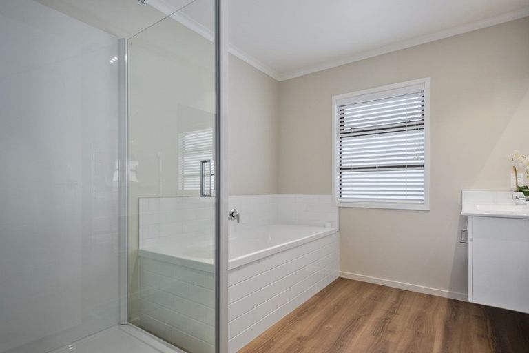 Photo of property in 1 Bill Miller Drive, Papamoa, 3118