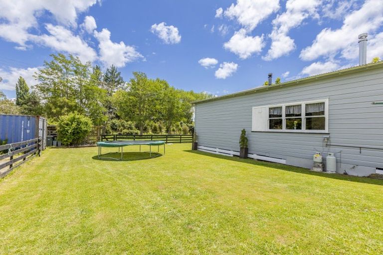 Photo of property in 15 Maharakeke Road, Waipukurau, 4281