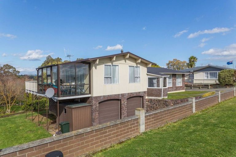 Photo of property in 84 Guy Street, Dannevirke, 4930