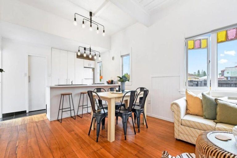 Photo of property in 77 Naylor Street, Hamilton East, Hamilton, 3216