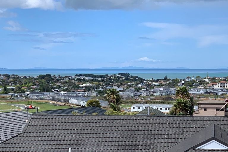 Photo of property in 5 Panorama Court, Red Beach, 0932