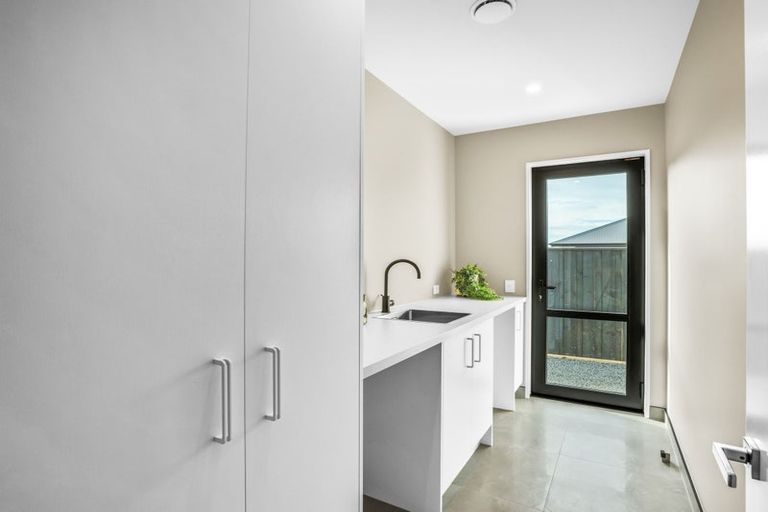 Photo of property in 15 Coney Place, Rolleston, 7614