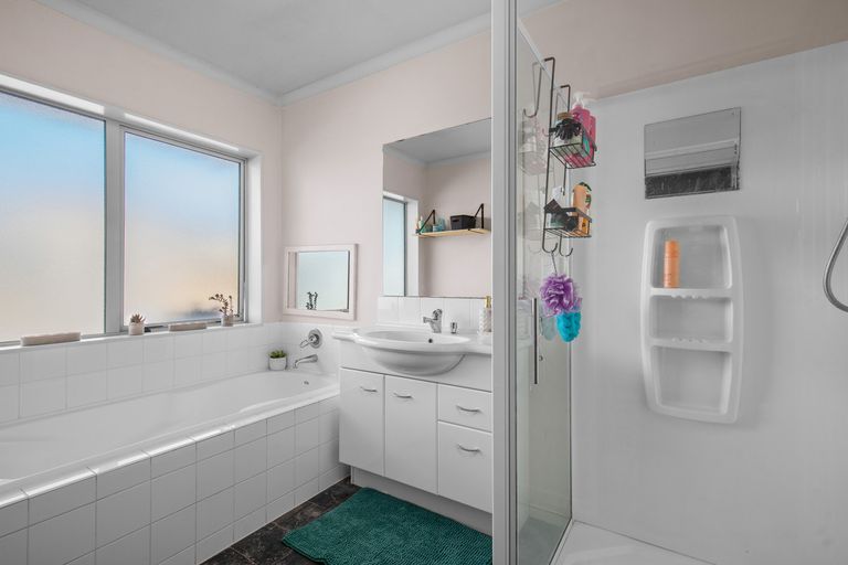 Photo of property in 25 Briar Crescent, Alexandra, 9320