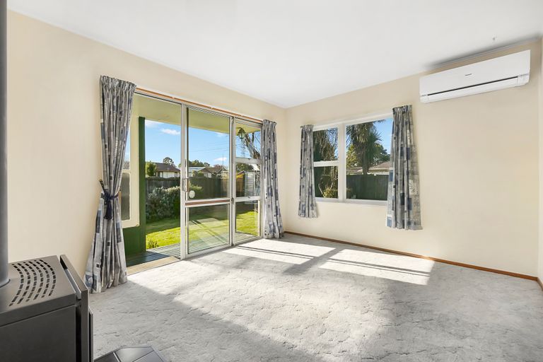 Photo of property in 36 Pensacola Crescent, Broomfield, Christchurch, 8042