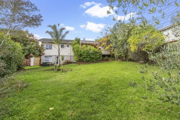 Photo of property in 3 Seabar Place, Glen Eden, Auckland, 0602