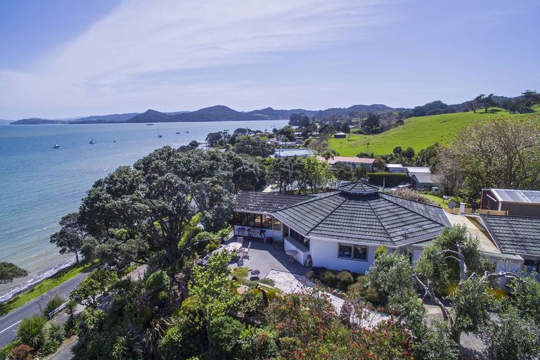 Photo of property in 1993 Whangarei Heads Road, Whangarei Heads, Whangarei, 0174