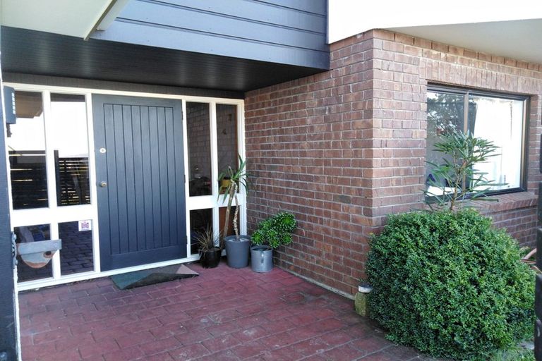 Photo of property in 22 Satara Crescent, Khandallah, Wellington, 6035