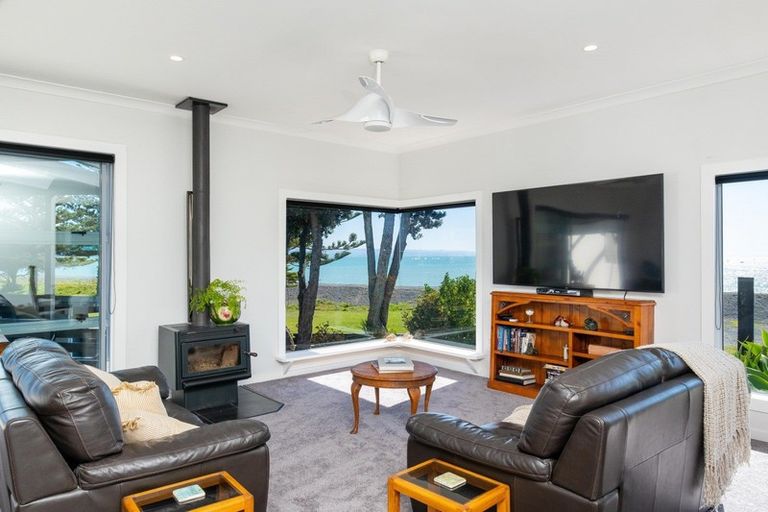 Photo of property in 5 Charles Street, Westshore, Napier, 4110