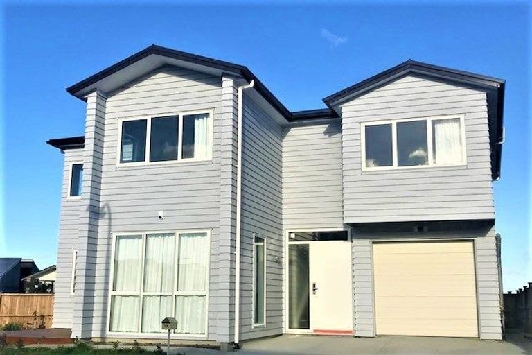 Photo of property in 39 Lockheed Street, Hobsonville, Auckland, 0618